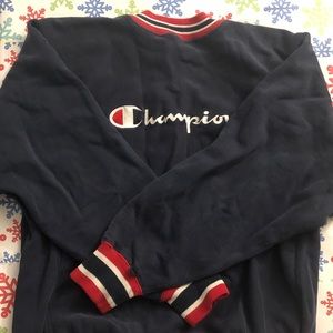 Cute Vintage Champion Pullover